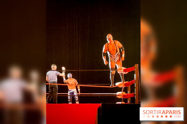 Nuit Blanche 2023 : la lucha libre fait le show sur la place du Châtelet !