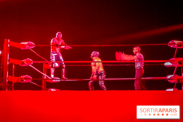 Nuit Blanche 2023 : la lucha libre fait le show sur la place du Châtelet !