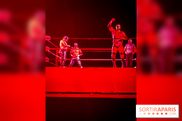 Nuit Blanche 2023 : la lucha libre fait le show sur la place du Châtelet !