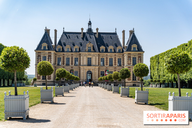 Le Gué, l'installation éphémère du Domaine de Sceaux qui fait marcher sur l'eau -  château de Sceaux