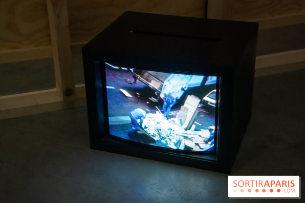 Expositions d'été au Palais de Tokyo la morsure des termites