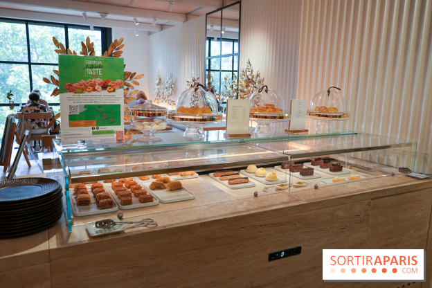 Laurier by Mavrommatis aux Galeries Lafayette - Comptoir desserts