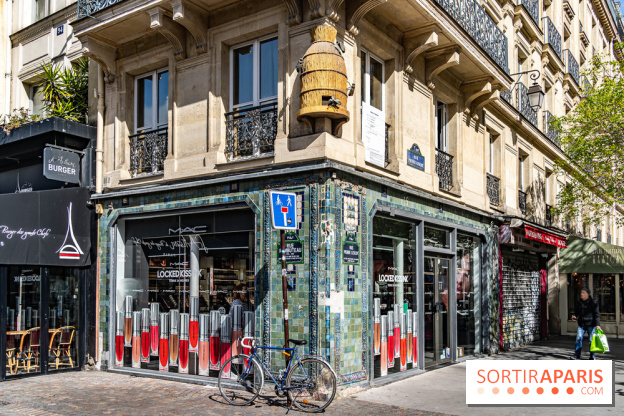 La ruche insolite, vieille enseigne aux Halles
