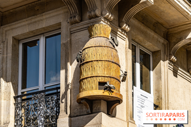 La ruche insolite, vieille enseigne aux Halles -  A7C0194