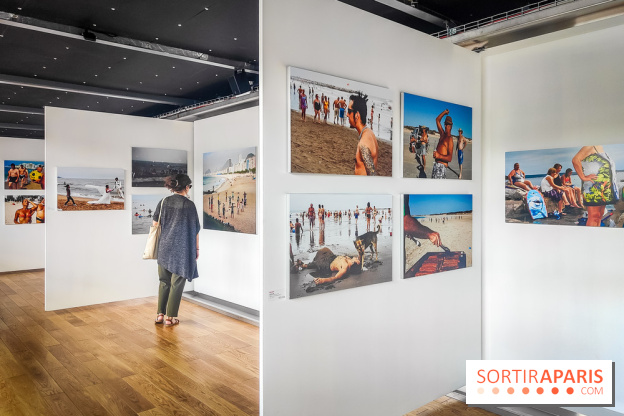 Life's a beach, l'exposition photo gratuite de Martin Parr à voir cet été au Quai de la Photo