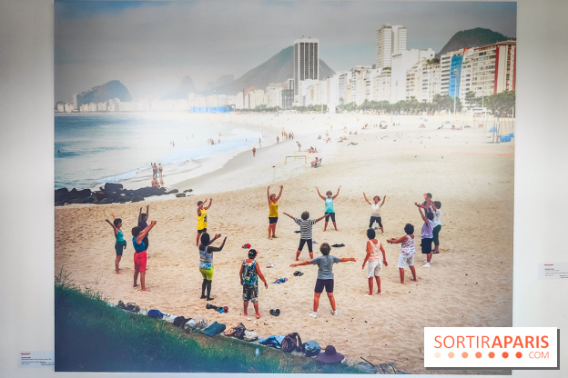 Life's a beach, l'exposition photo gratuite de Martin Parr à voir cet été au Quai de la Photo