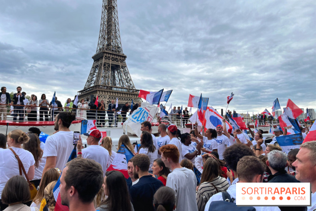 Athlètes et flambeau de Paris 2024 - IMG 4141