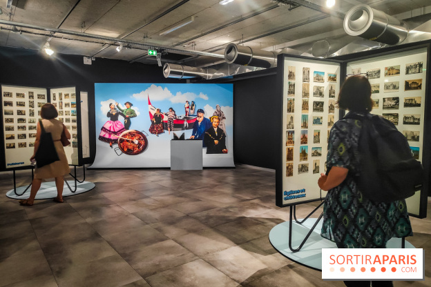 Nouvelles du paradis, la carte postale de vacances : l'exposition ensoleillée au Musée de la Poste - IMG20230905193048