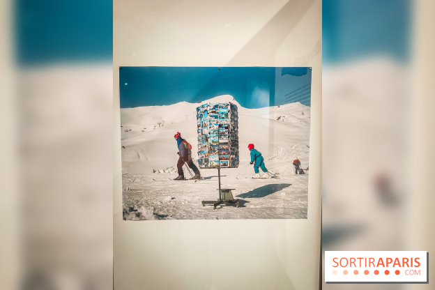 Nouvelles du paradis, la carte postale de vacances : l'exposition ensoleillée au Musée de la Poste