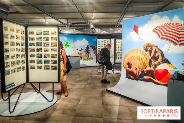 Nouvelles du paradis, la carte postale de vacances : l'exposition ensoleillée au Musée de la Poste