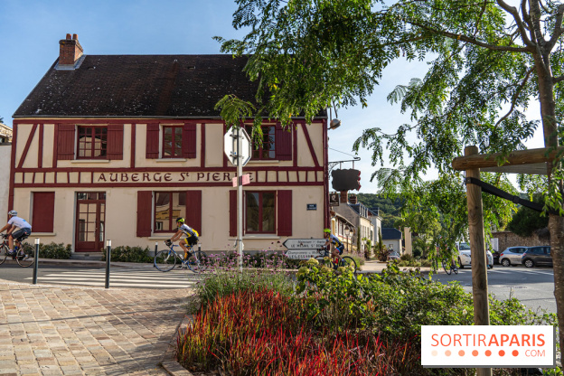 Village de Dampierre en Yvelines  -  Auberge Saint-Pierre