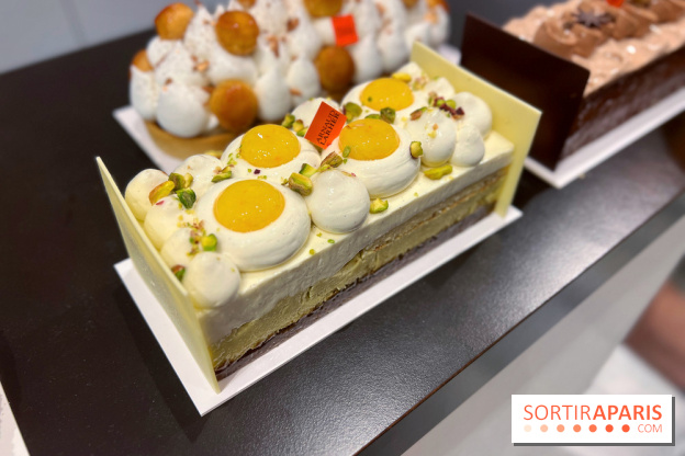 Arnaud Larher - Bûche pistache fleur d'oranger 2023