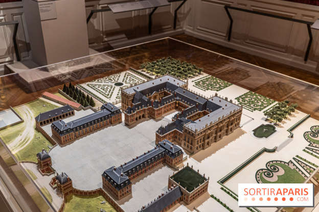 Construction Du Chateau De Versailles Date www.sortiraparis.com