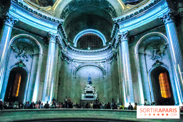 Aura, un spectacle son et lumières qui illumine le Dôme des Invalides - photos et vidéo