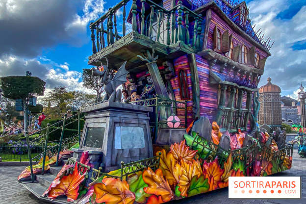 Halloween 2023 Disneyland Paris parade