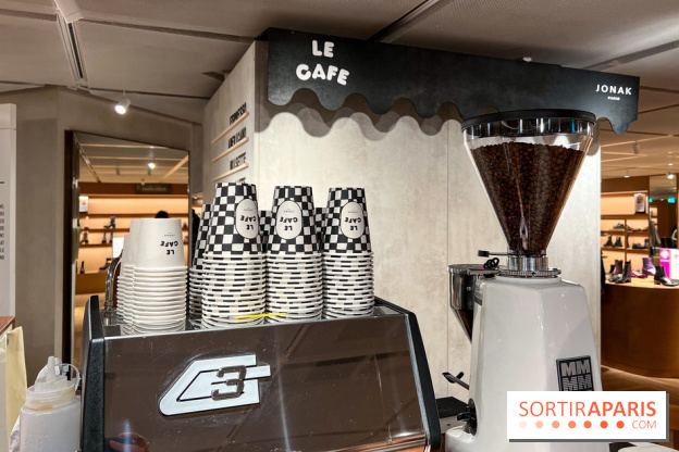 Café Jonak et collections chaussures marrons - Galeries Lafayette Haussmann - image00021
