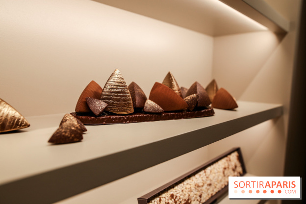 Bûche et chocolats de Noël 2023 signés Alléno & Rivoire