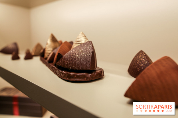 Bûche et chocolats de Noël 2023 signés Alléno & Rivoire
