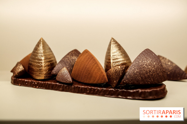 Bûche et chocolats de Noël 2023 signés Alléno & Rivoire