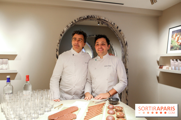 Bûche et chocolats de Noël 2023 signés Alléno & Rivoire - IMG 0988