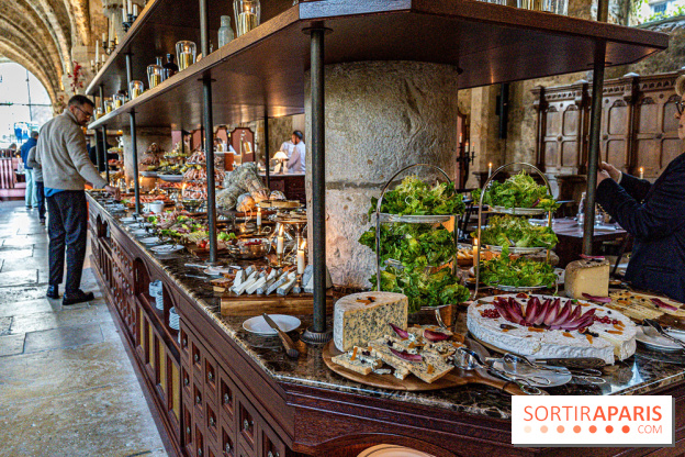 Le brunch du Réfectoire des Moines à l'Abbaye des Vaux de Cernay