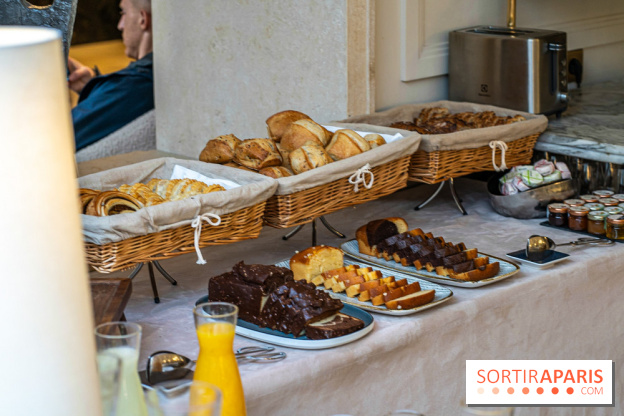 Le brunch à volonté des Jardins du Faubourg par Davide Pecorella -  viennoiseries