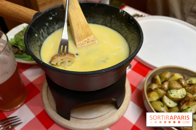 Fondue sur la terrasse d'hiver du Grand Quartier - BF72B85C BB48 4A19 A595 CC7E8BF87067