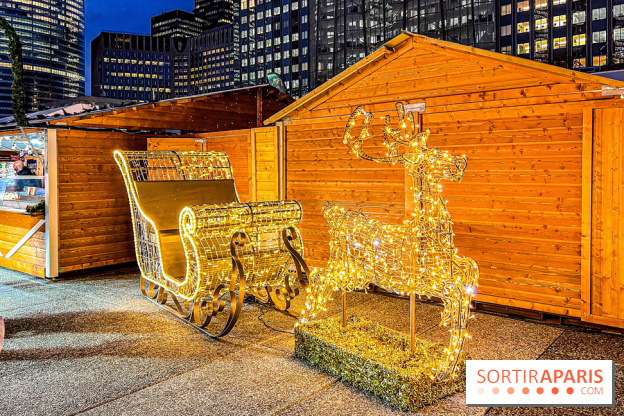 Le Marché de Noël 2023 de La Défense - Père Noël, spots photo illuminés, créateurs et stands gourmands - image00043