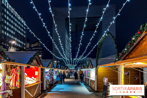 Le Marché de Noël 2023 de La Défense - Père Noël, spots photo illuminés, créateurs et stands gourmands