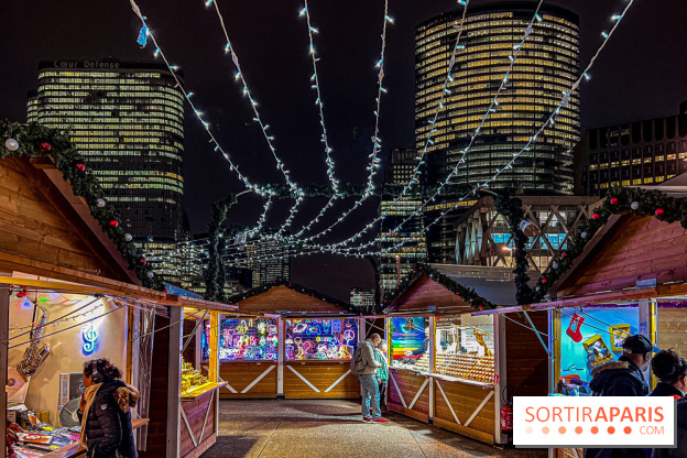 Le Marché de Noël 2023 de La Défense - Père Noël, spots photo illuminés, créateurs et stands gourmands