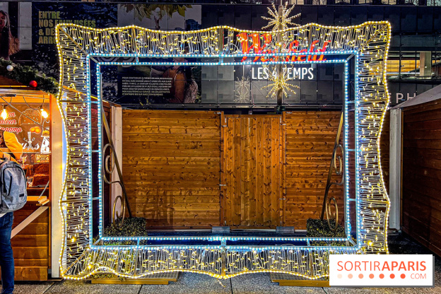 Le Marché de Noël 2023 de La Défense - Père Noël, spots photo illuminés, créateurs et stands gourmands