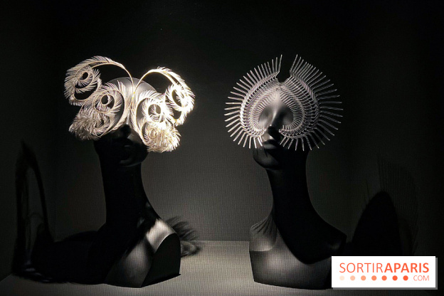 L’exposition retrospective de la créatrice de mode Iris Van Herpen au Musée des Arts Décoratifs