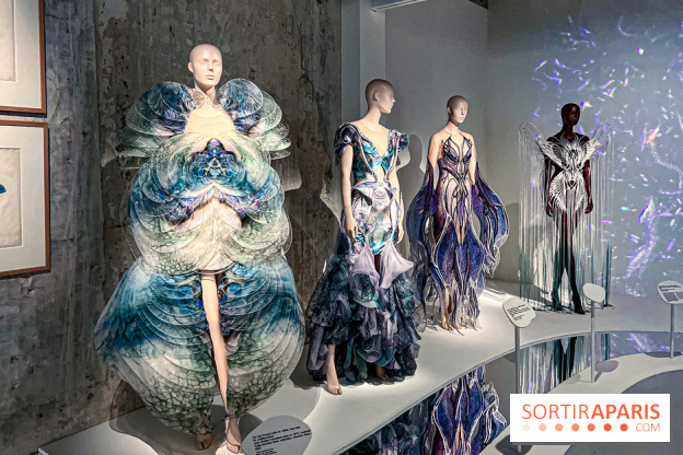L’exposition retrospective de la créatrice de mode Iris Van Herpen au Musée des Arts Décoratifs