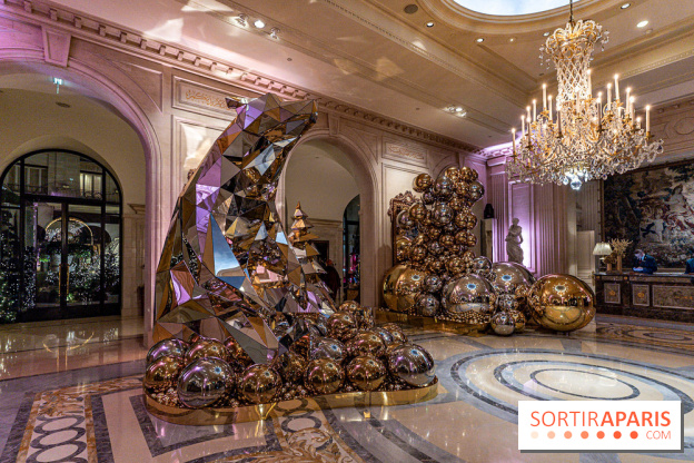 Le Four Seasons George V et ses décorations de fêtes