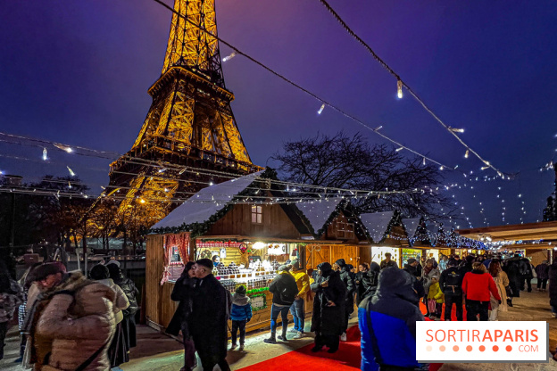 Marché de Noël 2023 au pied de la tour Eiffel - Quai Jacques Chirac