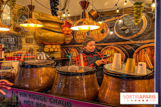 Marché de Noël 2023 au pied de la tour Eiffel - Quai Jacques Chirac - image00032