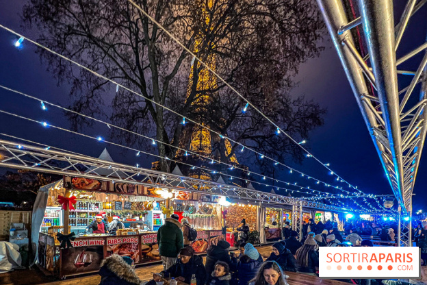 Marché de Noël 2023 au pied de la tour Eiffel - Quai Jacques Chirac