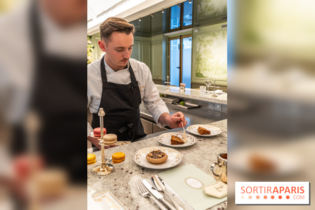 Le tea time du Bar à desserts de Ladurée Champs-Elysées -  A7C2272
