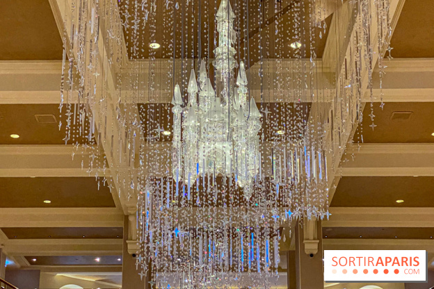Disneyland Hotel à Disneyland Paris lustre