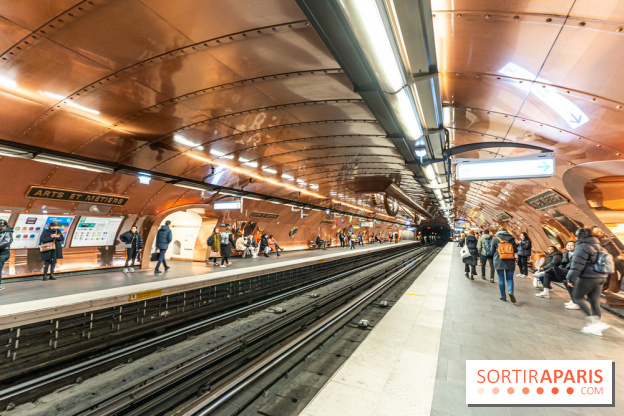 Did you know? Why does Arts et Métiers station look like a submarine ...