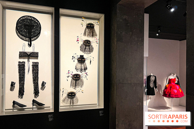 Transparences, la nouvelle exposition mode du Musée Yves Saint Laurent