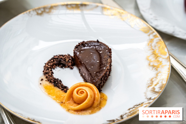 Tea Time de Saint-Valentin du Four Seasons George V Paris 2024 -  A7C5846