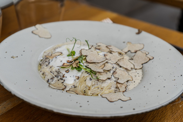 Amateurs de pâtes fraiches à la truffe ? Profitez de la délicatesse italienne, au restaurant Nonno Nino dans le 17ème arrondissement de Paris.