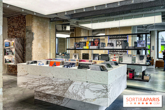 Saint Laurent Babylone, la librairie-galerie d'art de la maison de luxe à Paris - image00016