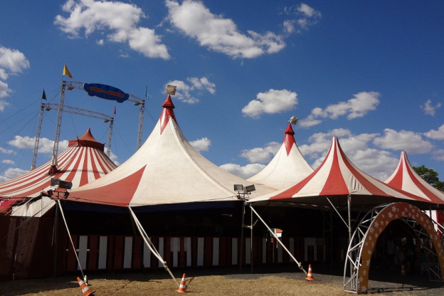 Le Cirque Arlette Gruss en tournée avec Parenthèse : un moment suspendu