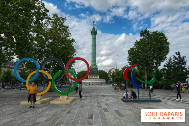 Jeux olympiques et paralympiques Paris 2024 - Visuel - Bastille - anneaux