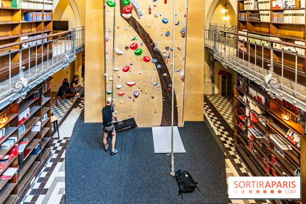 Climbing District Saint-Lazare, la salle d'escalade et espace coworking cachée dans une chapelle