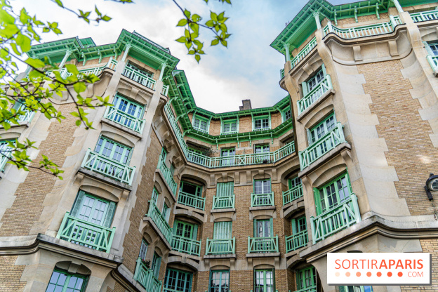 Insolite, la façade originale de la rue Blomet Paris 15e - photos