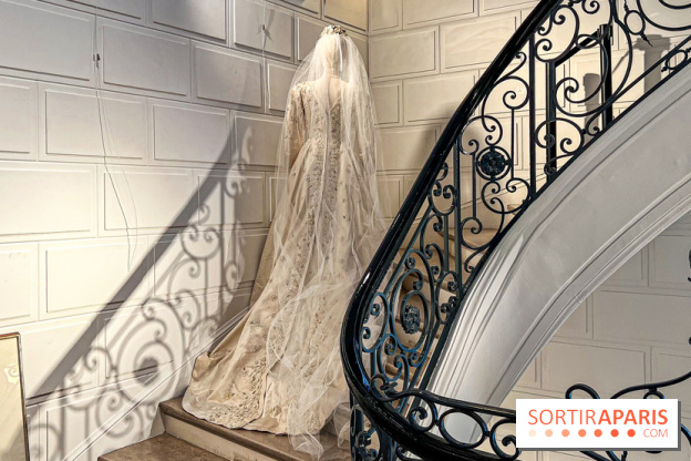 Exposition Haute Couture gratuite chez Bonhams Cornette de Saint Cyr, maison de vente prestigieuse à Paris - image00005