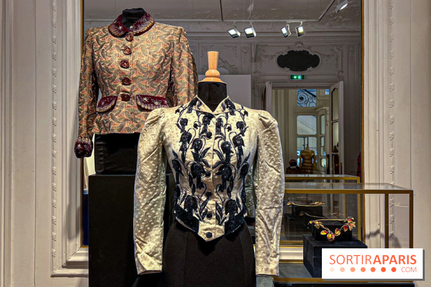 Exposition Haute Couture gratuite chez Bonhams Cornette de Saint Cyr, maison de vente prestigieuse à Paris